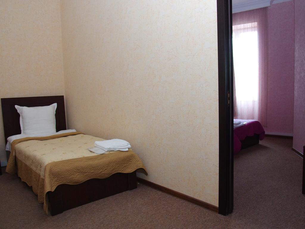 King Edward Hotel Τυφλίδα Δωμάτιο φωτογραφία