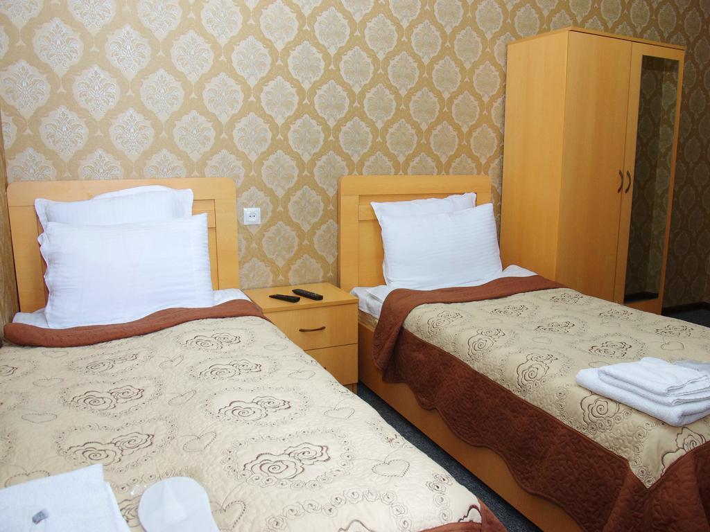King Edward Hotel Τυφλίδα Δωμάτιο φωτογραφία